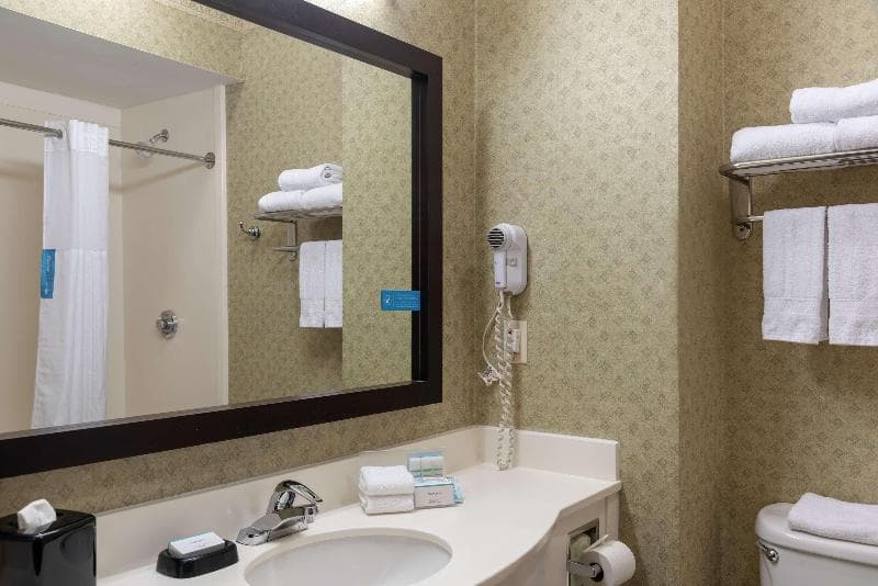 Hampton Inn & Suites Valparaiso 2