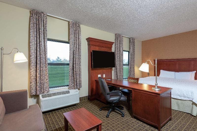 Hampton Inn & Suites Valparaiso 5