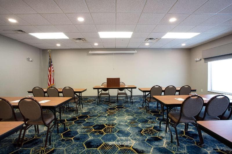 Hampton Inn Watertown photo 1