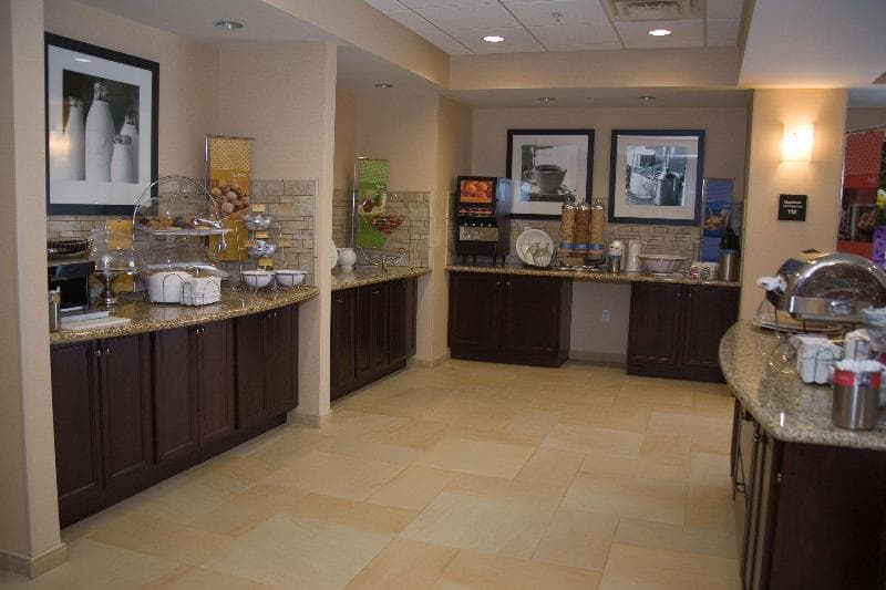 Hampton Inn Watertown 3
