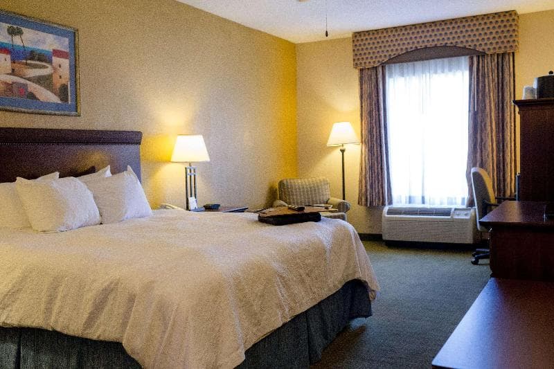 Hampton Inn Oxford 4