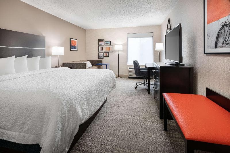 Hampton Inn Loveland 2
