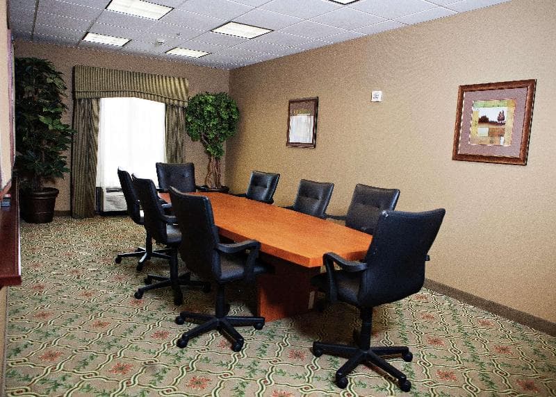 Hampton Inn Martin 4