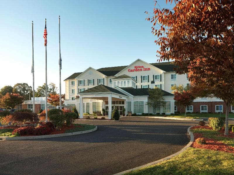 Hilton Garden Inn Milford 2