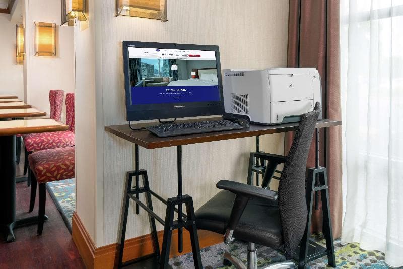 Hampton Inn Springfield South Enfield photo 1