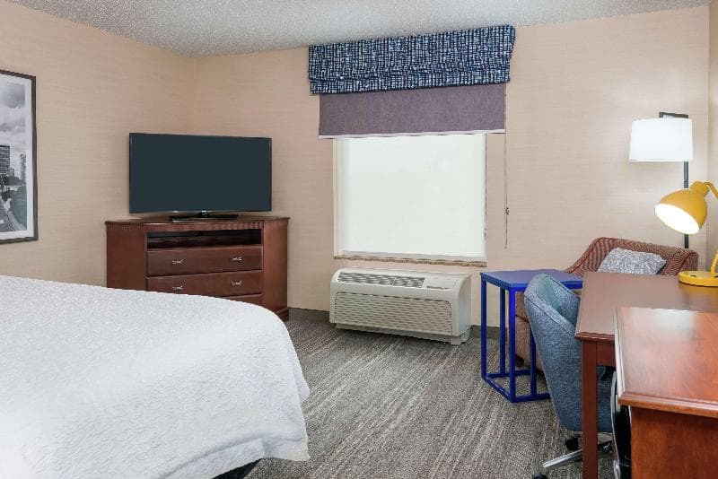 Hampton Inn Springfield South Enfield 2
