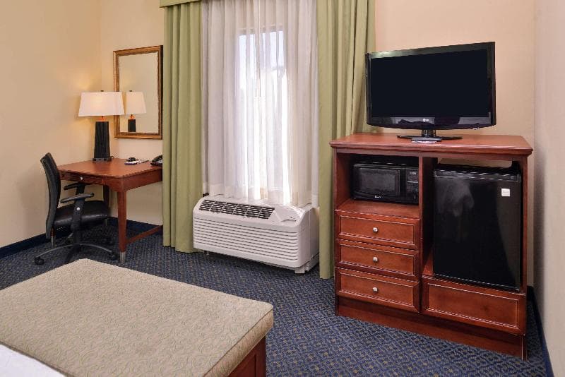 Hampton Inn Jackson 5