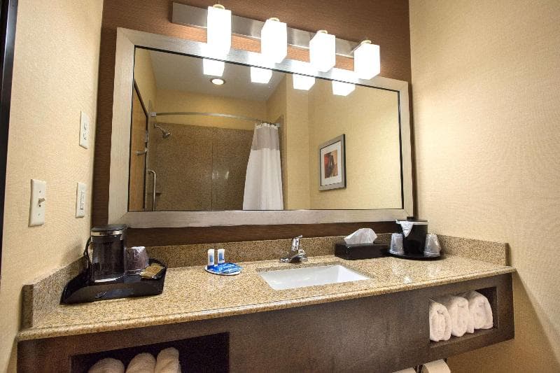 Hampton Inn Gainesville 2