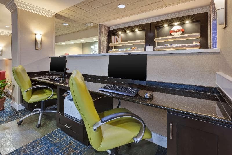 Hampton Inn Princeton photo 1