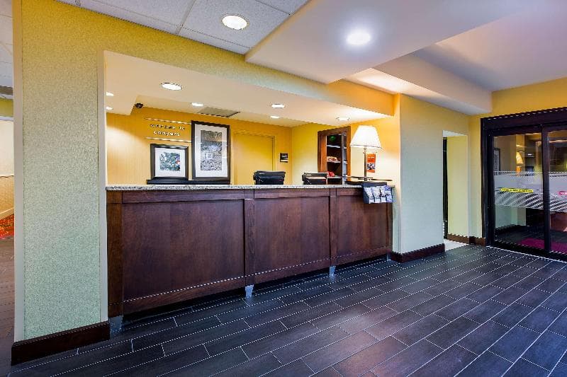 Hampton Inn Conyers 5