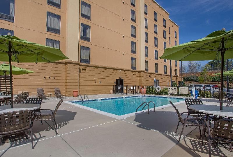 Hampton Inn Covington 3