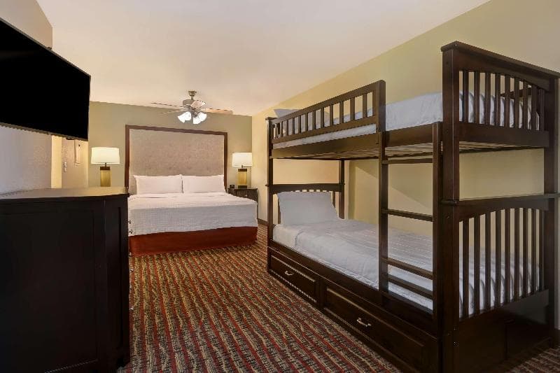 Homewood Suites by Hilton Denver Tech Center 2