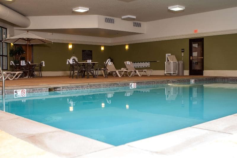 Hampton Inn & Suites Munster 3