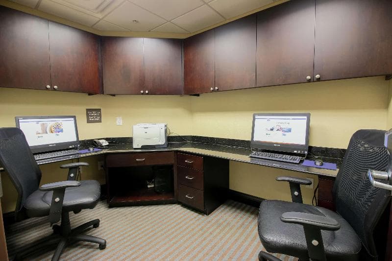 Hampton Inn & Suites Flowery Branch Lake Lanier photo 1