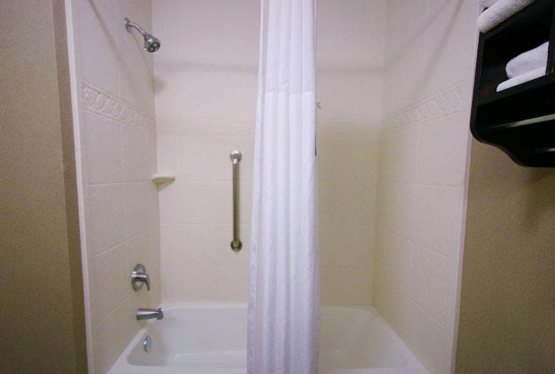 Hampton Inn & Suites Flowery Branch Lake Lanier 2