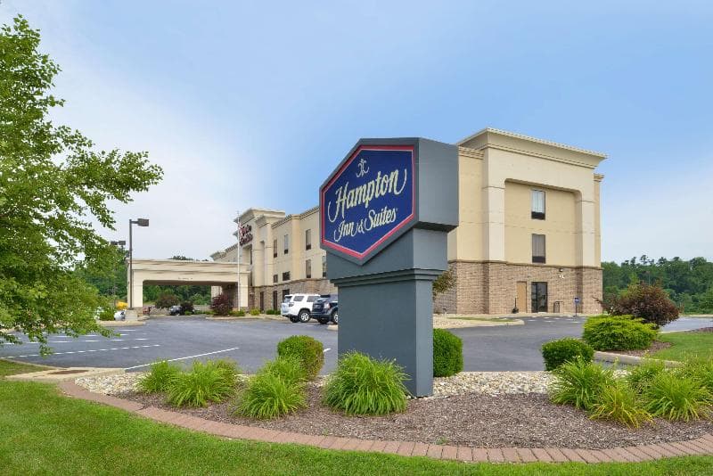Hampton Inn & Suites St. Louis-Edwardsville 3