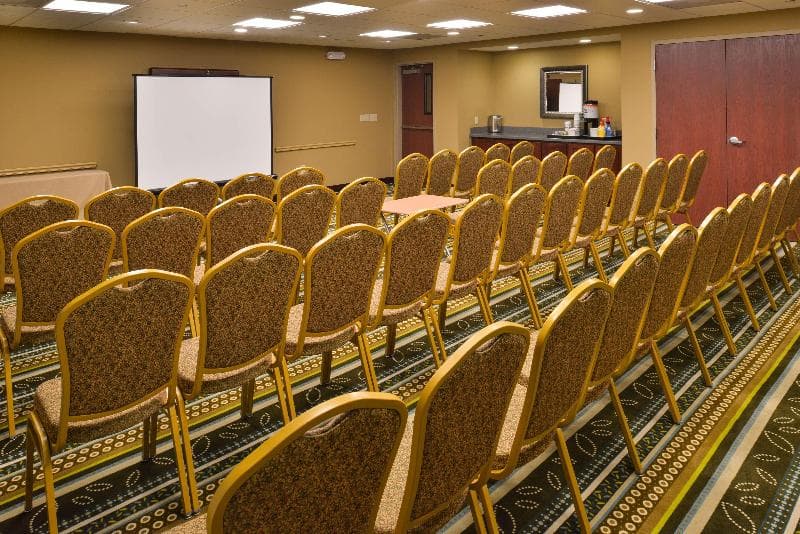 Hampton Inn & Suites St. Louis-Edwardsville 4