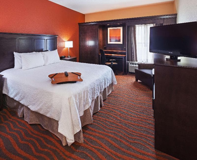 Hampton Inn by Hilton Clarksville 4