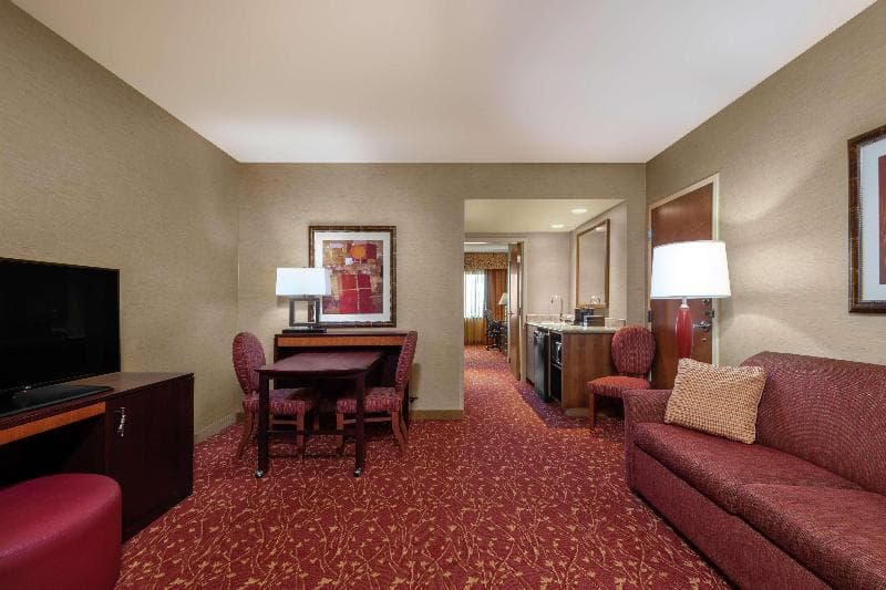 Embassy Suites by Hilton Loveland Conference Center 4