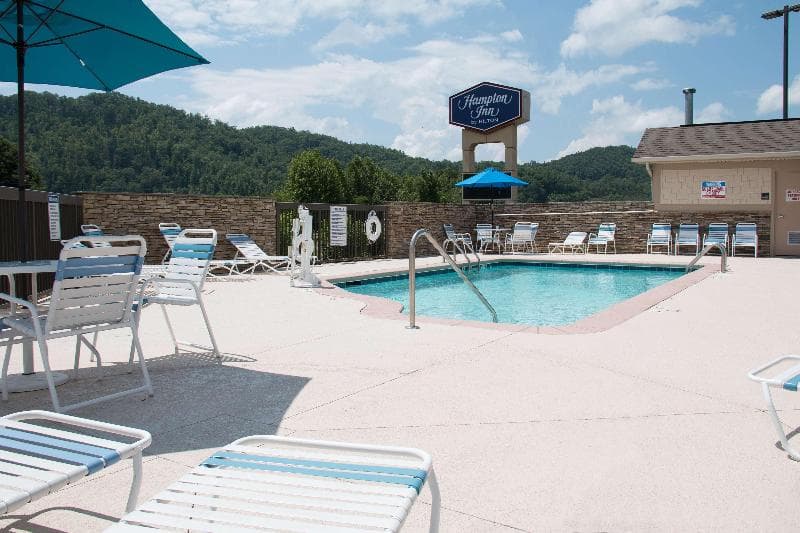 Hampton Inn Murphy 3