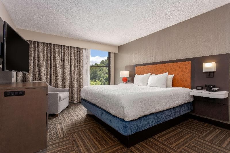 Hampton Inn Bristol 2
