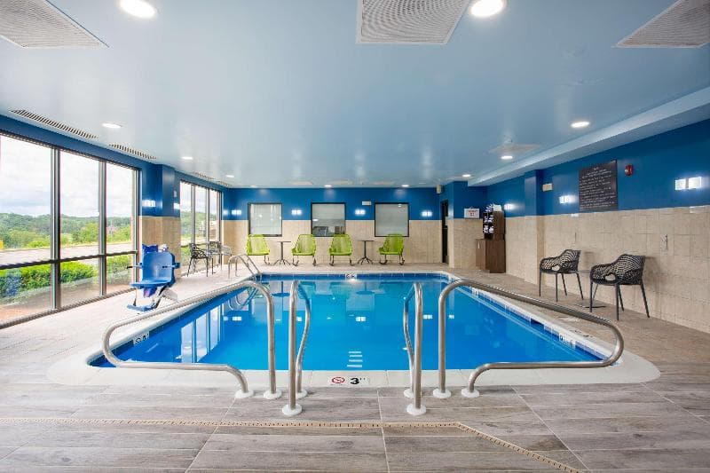 Hampton Inn Elkins 3