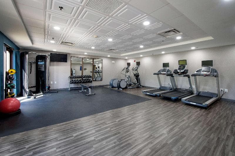 Hampton Inn Fayetteville 2
