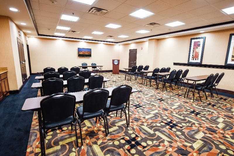 Hampton Inn & Suites Pine Bluff photo 1