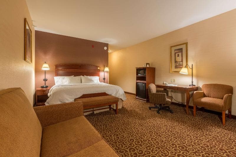 Hampton Inn Goshen 5