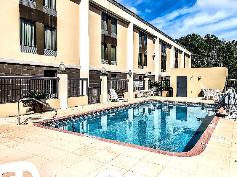 Comfort Inn Darien - North Brunswick 5
