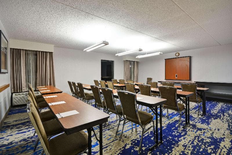 Hampton Inn Detroit/Northville 5