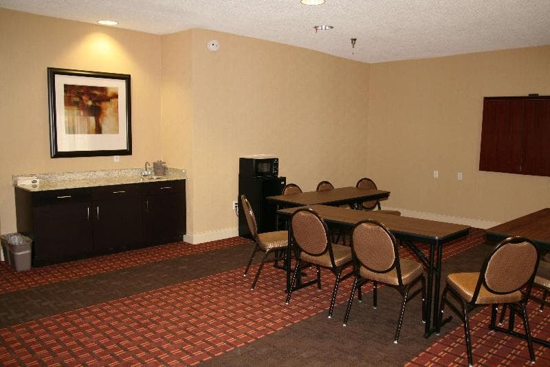 Hampton Inn Corydon photo 1