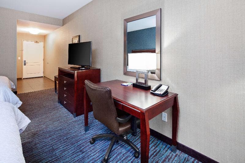 Hampton Inn & Suites Agoura Hills 5