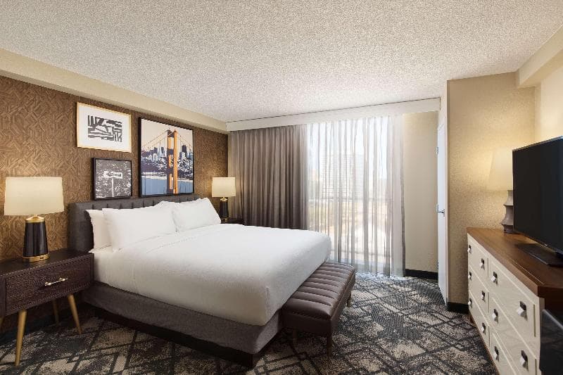 Embassy Suites by Hilton San Francisco Airport 5