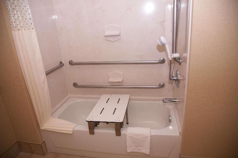 Hampton Inn & Suites Hobbs 5