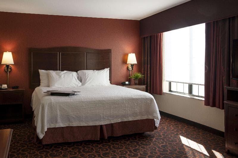 Hampton Inn & Suites Aberdeen 4