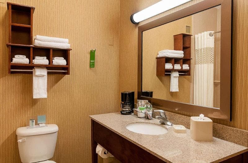Hampton Inn Ft. Collins 5