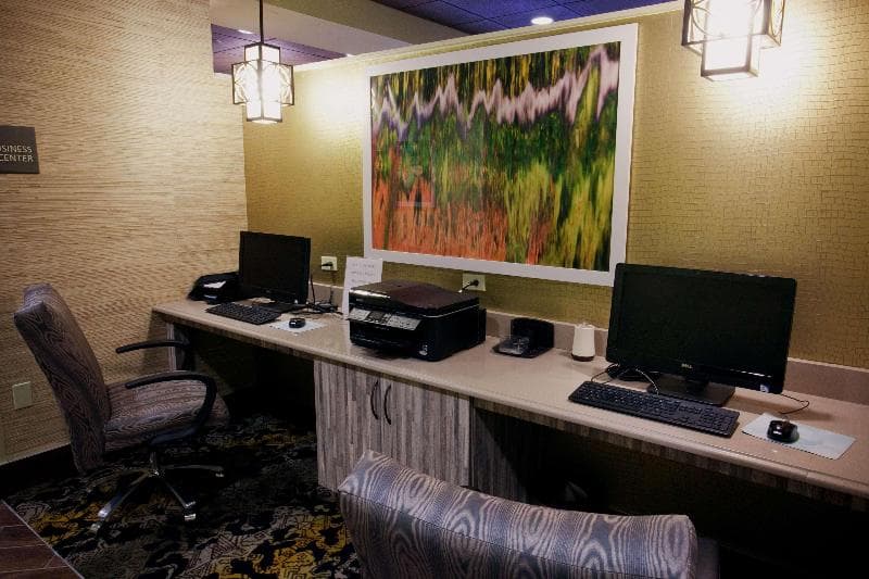 Hampton Inn Carrollton 4