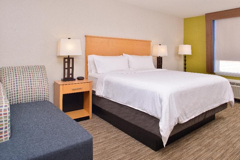 Holiday Inn Express Stockton Southeast 2