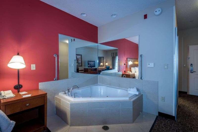 Hampton Inn Enterprise 5