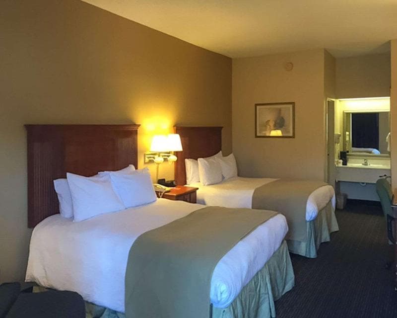 Econo Lodge Cordele 3