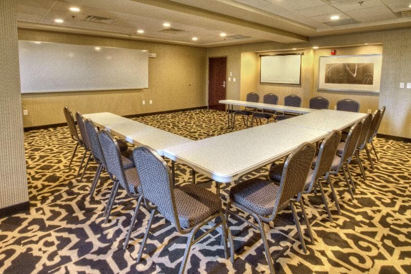Hampton Inn Cookeville 4