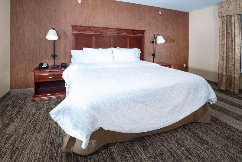 Hampton Inn & Suites Greensburg 4