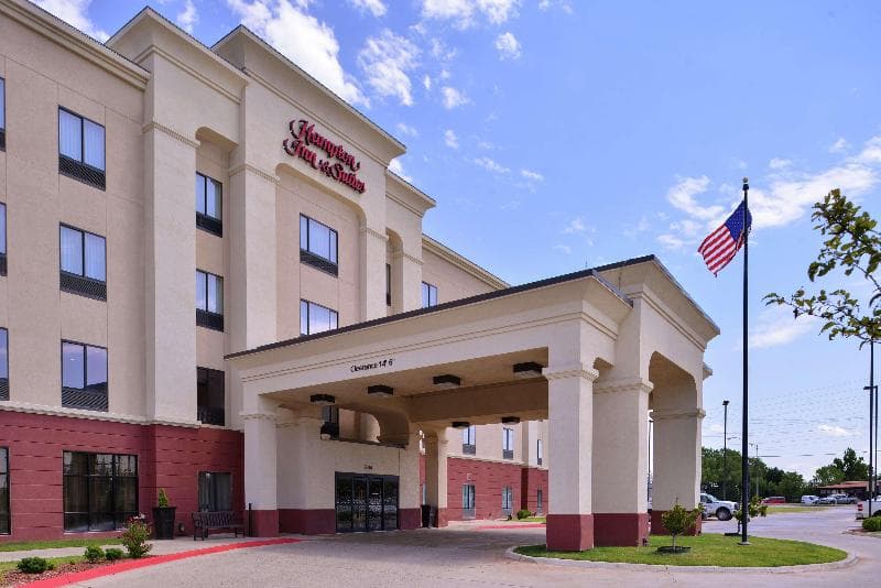 Hampton Inn & Suites Woodward 4