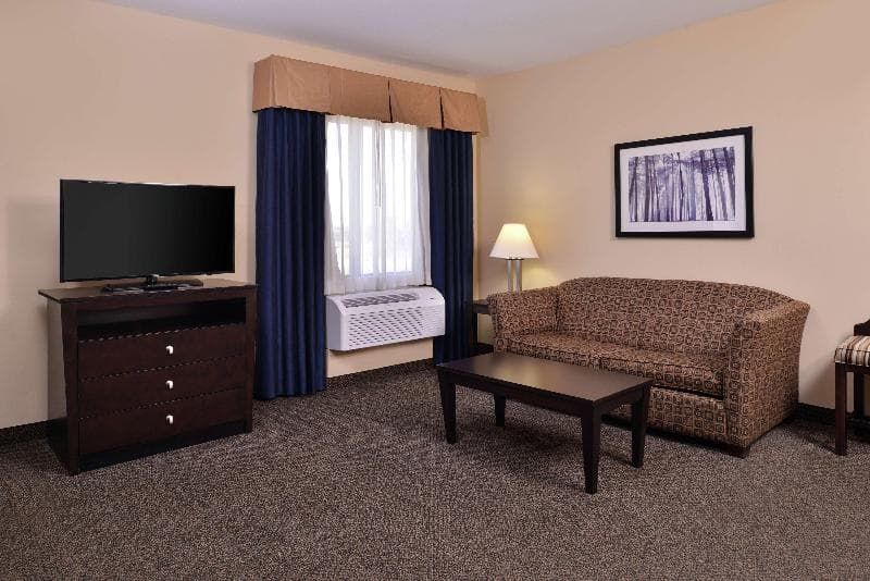 Hampton Inn & Suites Woodward 2