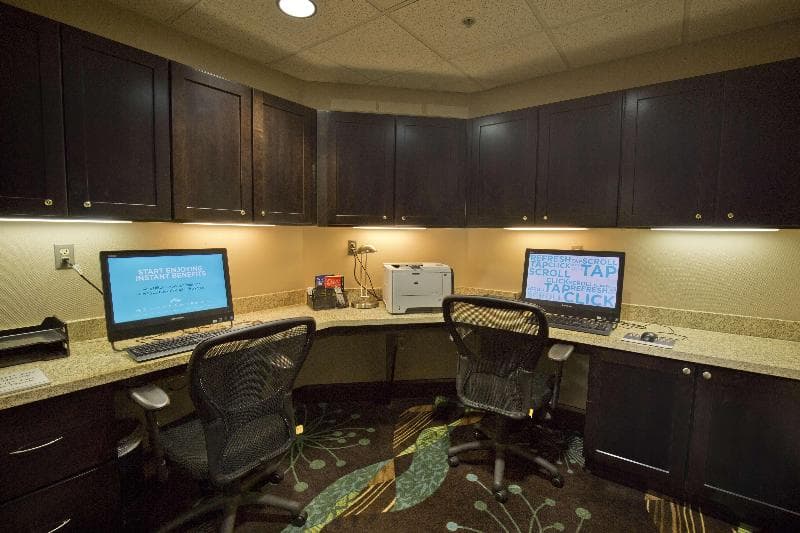 Hampton Inn and Suites Suisun City Waterfront photo 1