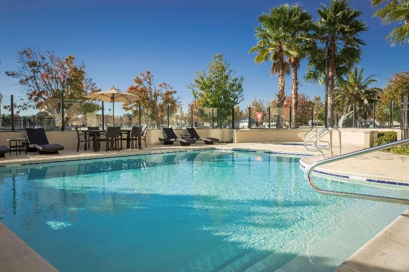 Hampton Inn and Suites Suisun City Waterfront 3