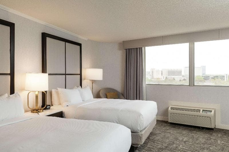 Hilton Chicago/Oak Lawn 5