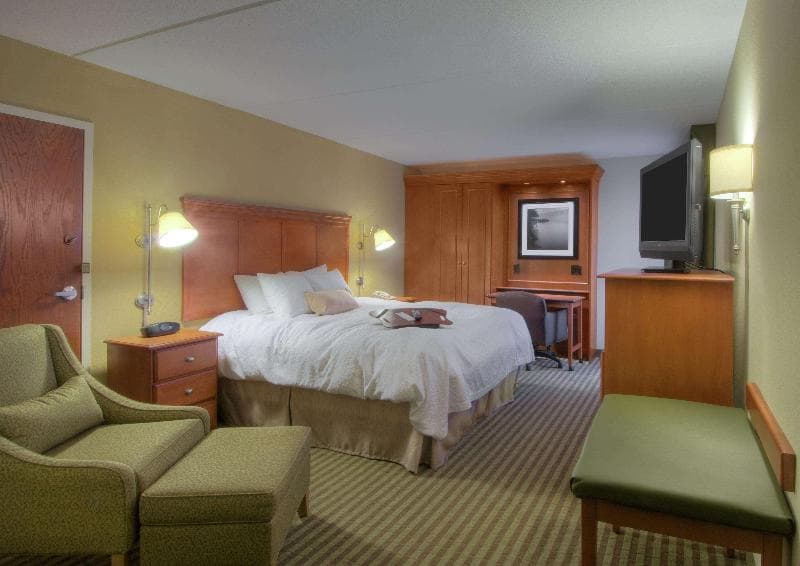 Hampton Inn Wheeling 2