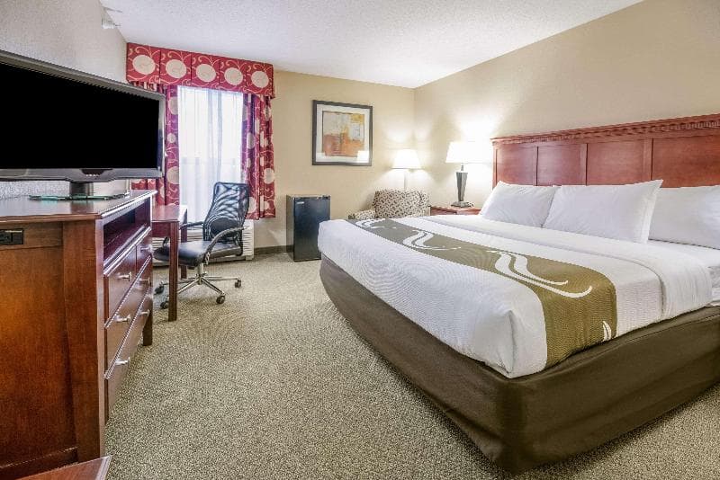 Quality Inn photo 1